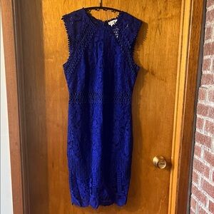 Main Strip Royal Blue Lace Midi Dress Medium
